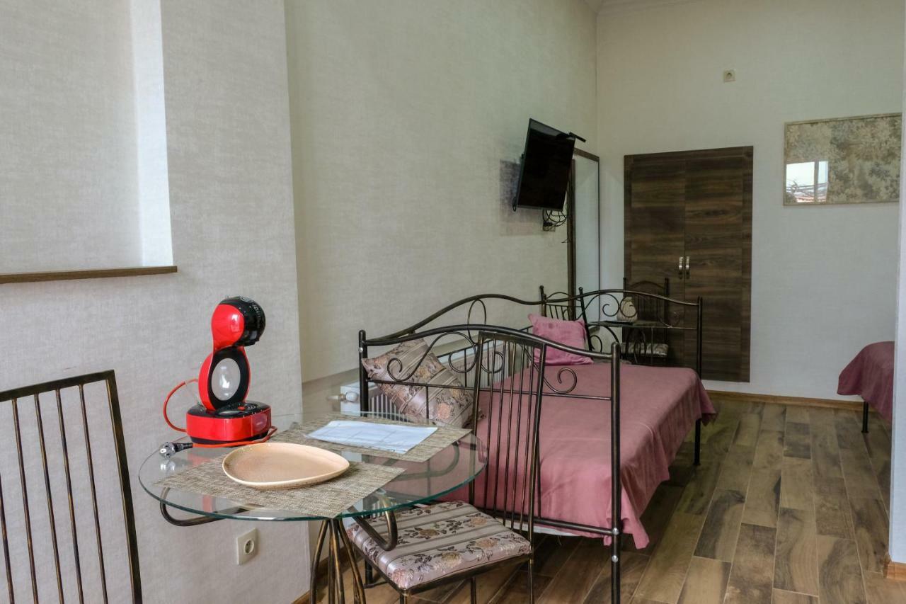3 Studio Tbilisi Buitenkant foto